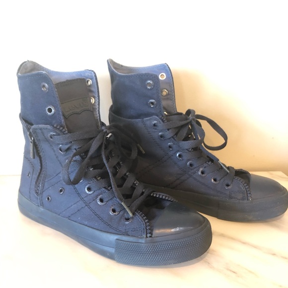 Navy blue high top Levi’s sneakers - Picture 3 of 10